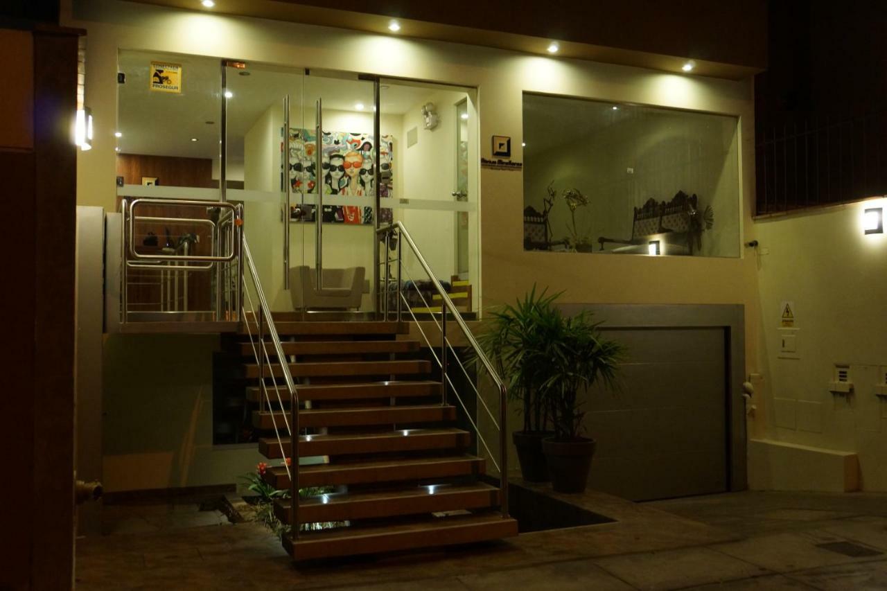 Atrium Miraflores Hotel Лима Экстерьер фото